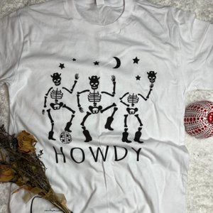 Howdy Skeletons Country Disco Western Halloween Headless Skeleton Party T-Shirt